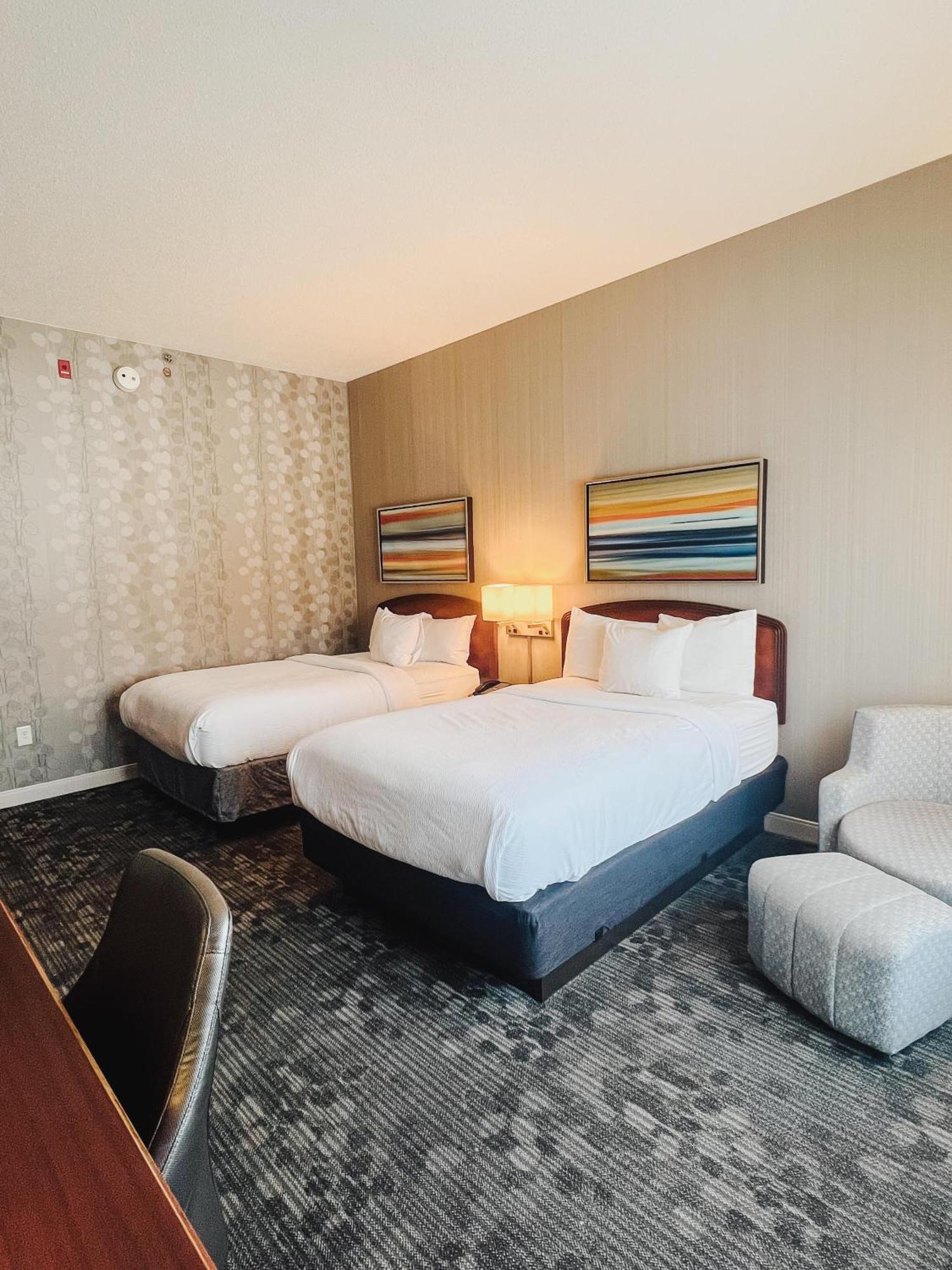 Country Inn & Suites By Radisson, Columbus-Edinburgh Bagian luar foto