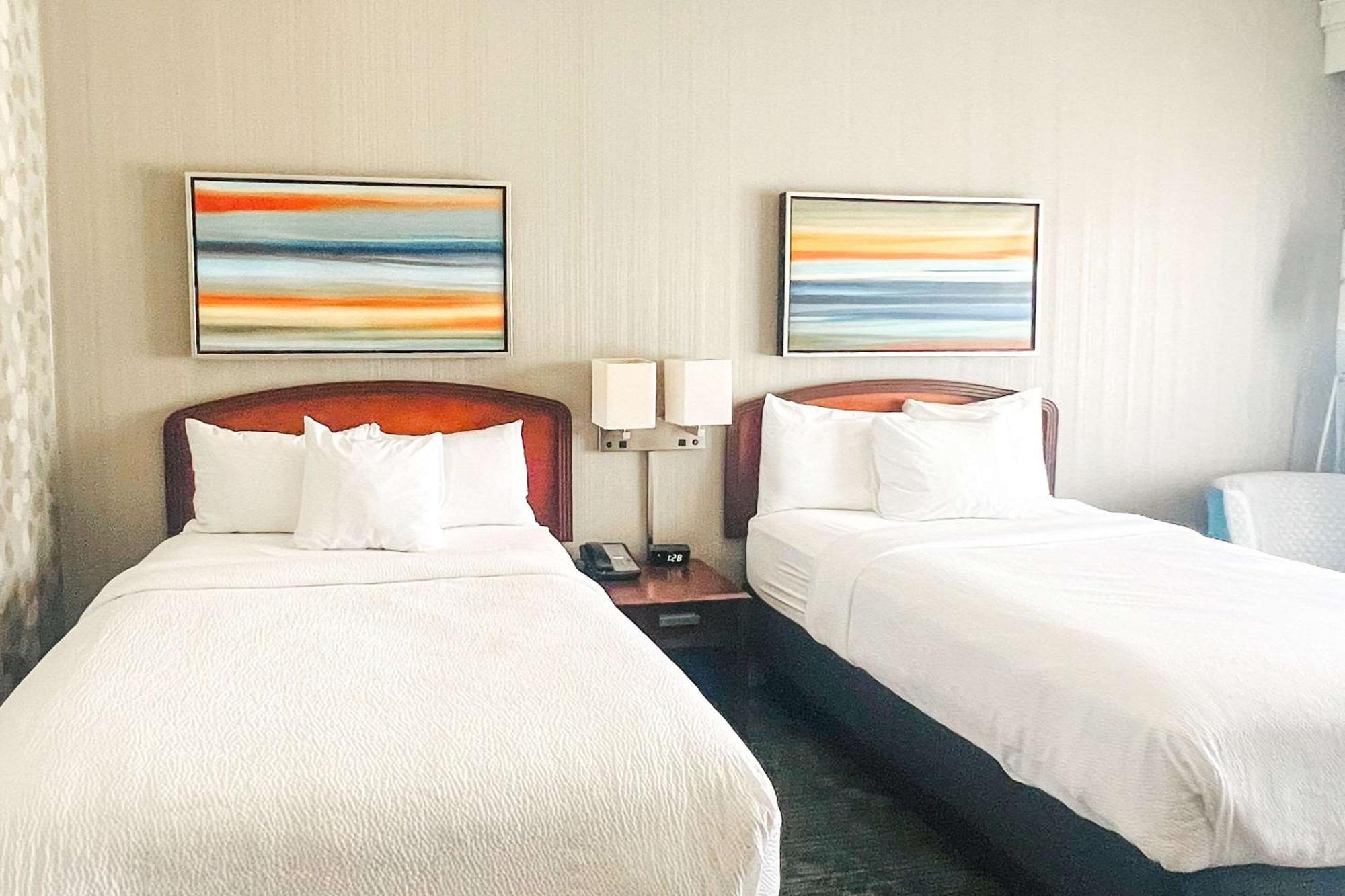 Country Inn & Suites By Radisson, Columbus-Edinburgh Bagian luar foto